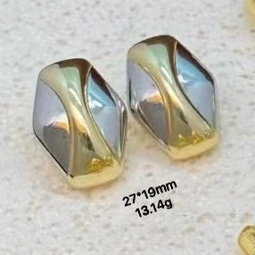 Pendientes vintage minimalistas de oro bicolor de 18k con forma retorcida de 27x19 mm