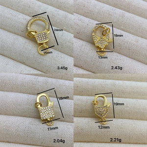 Fermoirs mousquetons en cuivre avec zircons pour colliers et bracelets en quatre styles