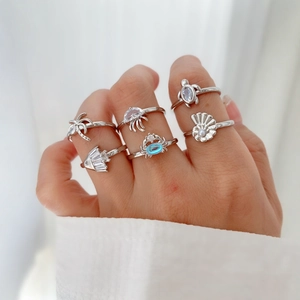 Exquisite 6-piece silver ocean rings set featuring sea turtle, crab and jellyfish designs