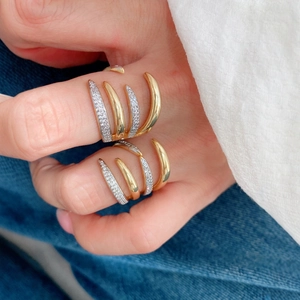 Moderner breiter Ring vergoldet und versilbert mit zwei Reihen glitzernder Zirkonia