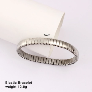Close-up of 7mm elastic stainless steel link bracelet on white cylindrical stand