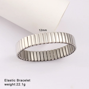 Detailed macro view showing the 12mm width and 22.1g weight of this silver elastic bracelet