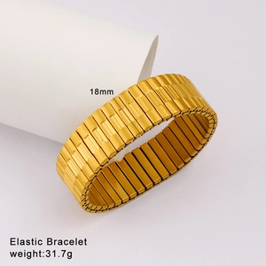 Detailed view of 18mm golden elastic watch-band style bracelet weighing 31.7g