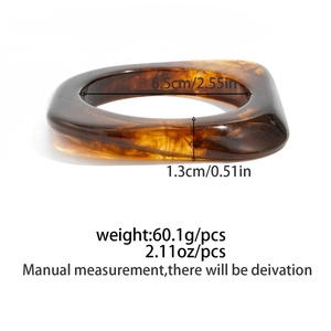 Tableau des tailles du bracelet en résine ambre avec diamètre de 6,5 cm et poids de 60,1 g