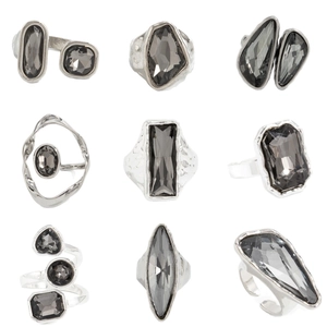 Set di 9 anelli vintage in lega d'argento con cristalli acrilici grigi e forme geometriche