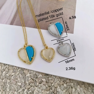 Elegante 18k vergoldete Herz Halskette mit zweifarbigen Stein und Zirkonia Besatz