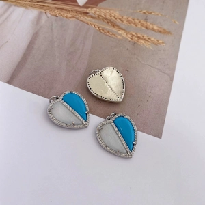 Süßer Herzanhänger mit Zirkonia-Rand und blauer Mosaik-Stein-Einlage für Ketten