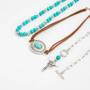 Set gioielli boho in 3 pezzi con perline turchesi e ciondolo a testa di toro vintage