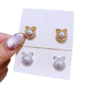 Ohrstecker-Set mit Schleifen, Perlen und Zirkonia in Gold- und Silberoptik für Damen