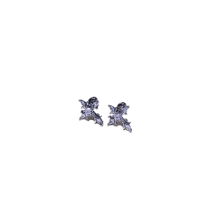Zirkonia-Kreuz-Ohrstecker mit Lilien-Motiv und Schmetterlingsflügeln aus Edelstahl