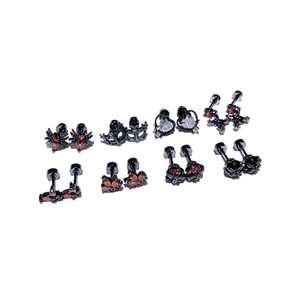 Schwarzes Titanstahl Ohrstecker Set mit gotischem Spinnenmuster und roten Zirkonia