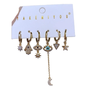 6-teiliges goldenes Ohrring-Set mit Zirkonia-Anhängern, Hamsa-Hand und bösem Blick
