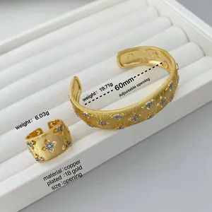 Retro two-tone 18K gold plated clover bangle and ring set with brushed metal finish
