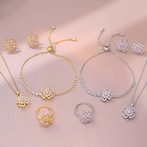 Rotierendes Herz Kleeblatt Edelstahl Halskette Ohrringe Ring Armband Für Damen Rosa Weiß Strass Mode Schmuck Zubehör