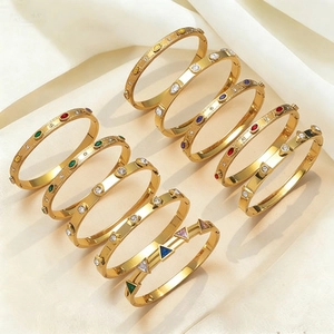 Bracelet Jonc en Acier Inoxydable pour Femme Plaqué Or Argent Avec Zircone Incrustée Géométrique Bijoux de Fête Quotidienne