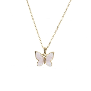 Collar dorado con colgante de mariposa en resina blanca y pequeña piedra brillante central