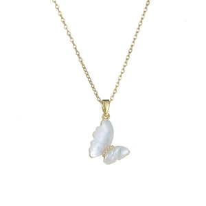 Collier papillon doré élégant avec ailes en nacre blanche et accents de cristaux