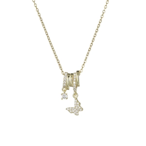 Goldene Halskette mit mehrreihigem Anhänger, Schmetterlings-Charm und Zirkonia-Stein