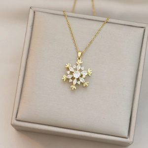 Elegante Halskette mit Schneeflocken-Anhänger, weißen Zirkoniasteinen und Goldkette