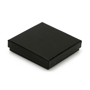 Elegante zwarte vierkante papieren sieradendoos met getextureerde matte afwerking