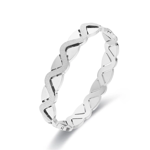 Minimalistisches Edelstahl-Armreif mit Wellenmuster, polierter und matter Textur