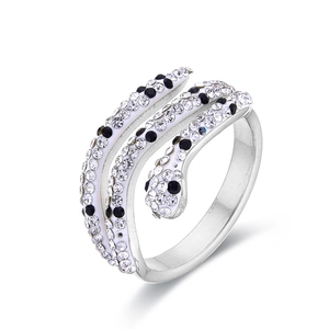 Bague serpent multicouche élégante avec cristaux noirs et blancs en acier argenté