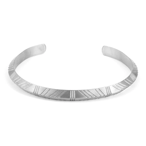 Macro di bracciale rigido in acciaio inossidabile argento con motivi geometrici diagonali