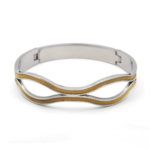 Bracelet géométrique moderne en acier titane avec maille dorée pour hommes et femmes chic
