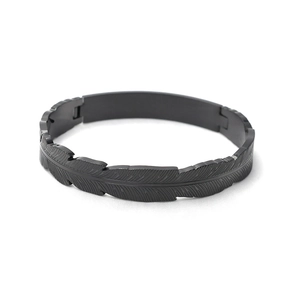 Bracciale a piuma in acciaio inossidabile nero opaco con texture e chiusura a cerniera