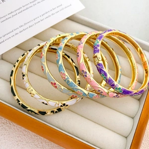 Vintage Cloisonne Enamel Flower Bangle For Women Luxury Alloy Gold Plated Floral Bracelet Chinese Style Jewelry Gift