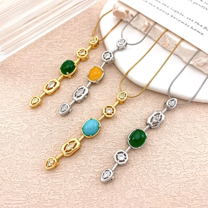 Colliers baroques à pompons géométriques avec zircons colorés en placage d'or et d'argent