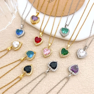 Elegante Herz Zirkonia Anhänger Halskette Für Damen Edelstahlkette Kupfer Halo Strass Schmuckset Romantisches Geschenk