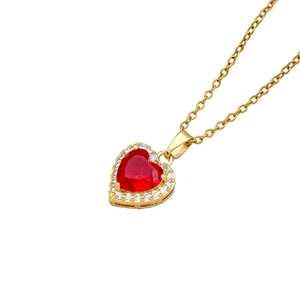 Elegante goldene Halskette mit rotem Herz-Edelsteinanhänger und weißem Diamant-Halo