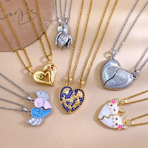 Magnetic Heart Pendant Necklace Couple Set Titanium Steel Chain Copper Jewelry For Valentine's Day Gift For Women