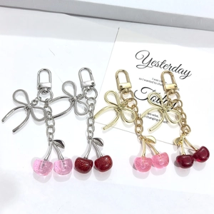 Mignon Porte-clés Cerise 3D Avec Nœud Papillon Cœur Étoile Fermoir Doux Résine Paillettes Cerise Sac Charme Pendentif Pour Femmes Filles Cadeau