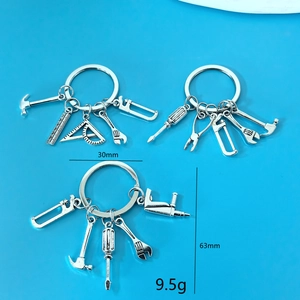 Porte-clés outils en alliage d'argent avec pendentifs marteau scie et clé miniatures