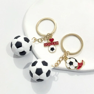 Porte-clés de football 3D avec anneau doré et pendentif de soccer pour les fans de sport