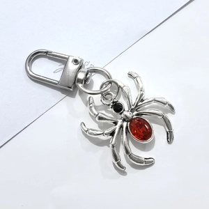 Porte-clés araignée gothique avec cristal rouge et épines en alliage pour sacs