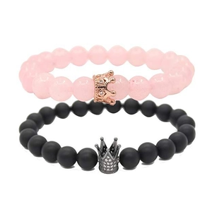 Kronen-Armband-Set für Paare mit mattschwarzen Steinen und rosa Kristallperlen