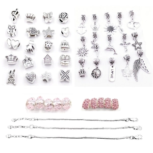 DIY bedelarmband set met roze kristallen kralen en zilveren kroonhangers voor sieraden