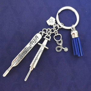 Medical Theme Alloy Keychain With Syringe Thermometer Stethoscope Nurse Hat Pendants And Colorful Tassel For Doctor Nurse Graduation Gift