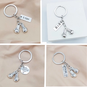 Creatieve Bokshandschoenen Sleutelhanger Inspirerende Quote Never Give Up Legering Metaal Sport Fitness Tas Hanger