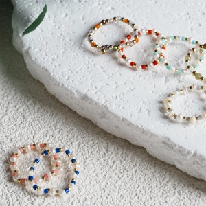 Set di anelli fatti a mano con perle d'acqua dolce e pietre naturali stile bohémien
