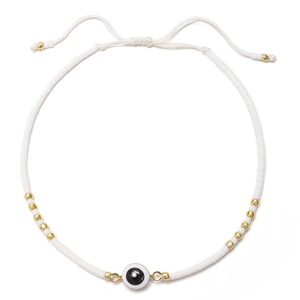 Pulsera Evil Eye hecha a mano con cuentas blancas cuadradas y cordón ajustable