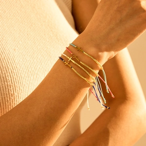 Bracelet de l'Amitié Tressé à la Main Pendentif Croix Acier Inoxydable Perle en Verre Réglable Bijoux Femme Cadeau