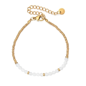 Bracciale dell'amicizia minimalista con perline dorate e pietre bianche opache regolabile