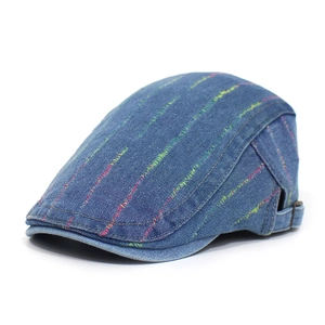 Blaue Denim Schirmmütze mit bunten Regenbogennähten und verstellbarem Metallverschluss