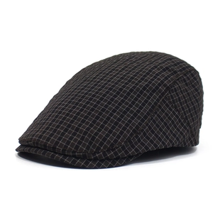 Men's stylish quick-dry plaid beret hat with vintage flat cap design in dark brown pattern