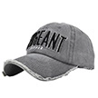 Vue latérale d'une casquette gris foncé avec broderie GEANT et bordure effet usé