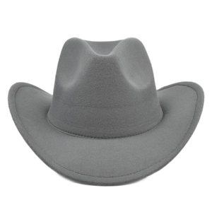 Dettaglio ravvicinato della trama in feltro e delle cuciture di questo cappello da cowboy